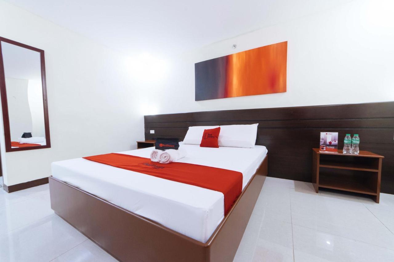 Reddoorz Near Victoria Mall Davao City Eksteriør bilde