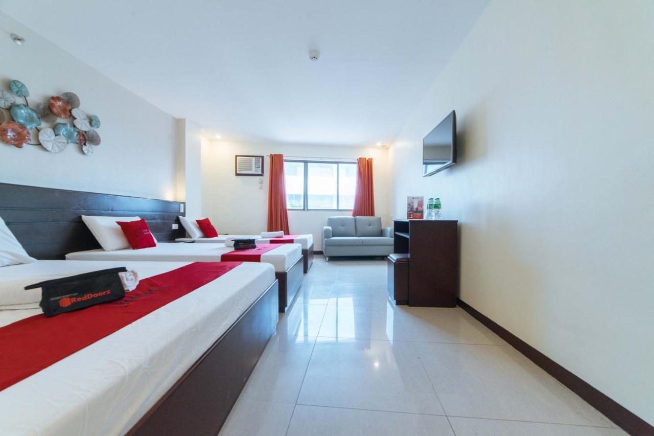 Reddoorz Near Victoria Mall Davao City Eksteriør bilde