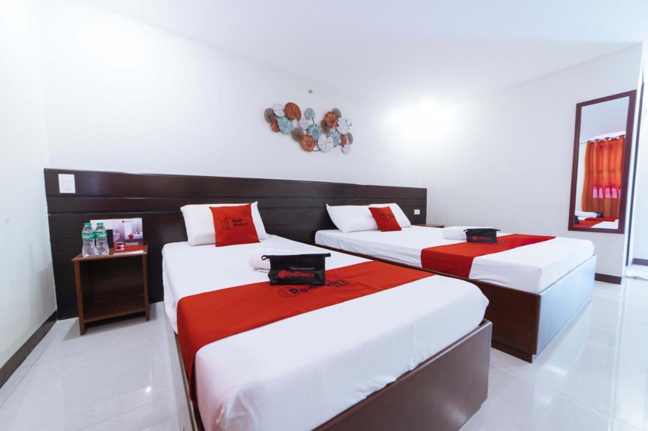 Reddoorz Near Victoria Mall Davao City Eksteriør bilde