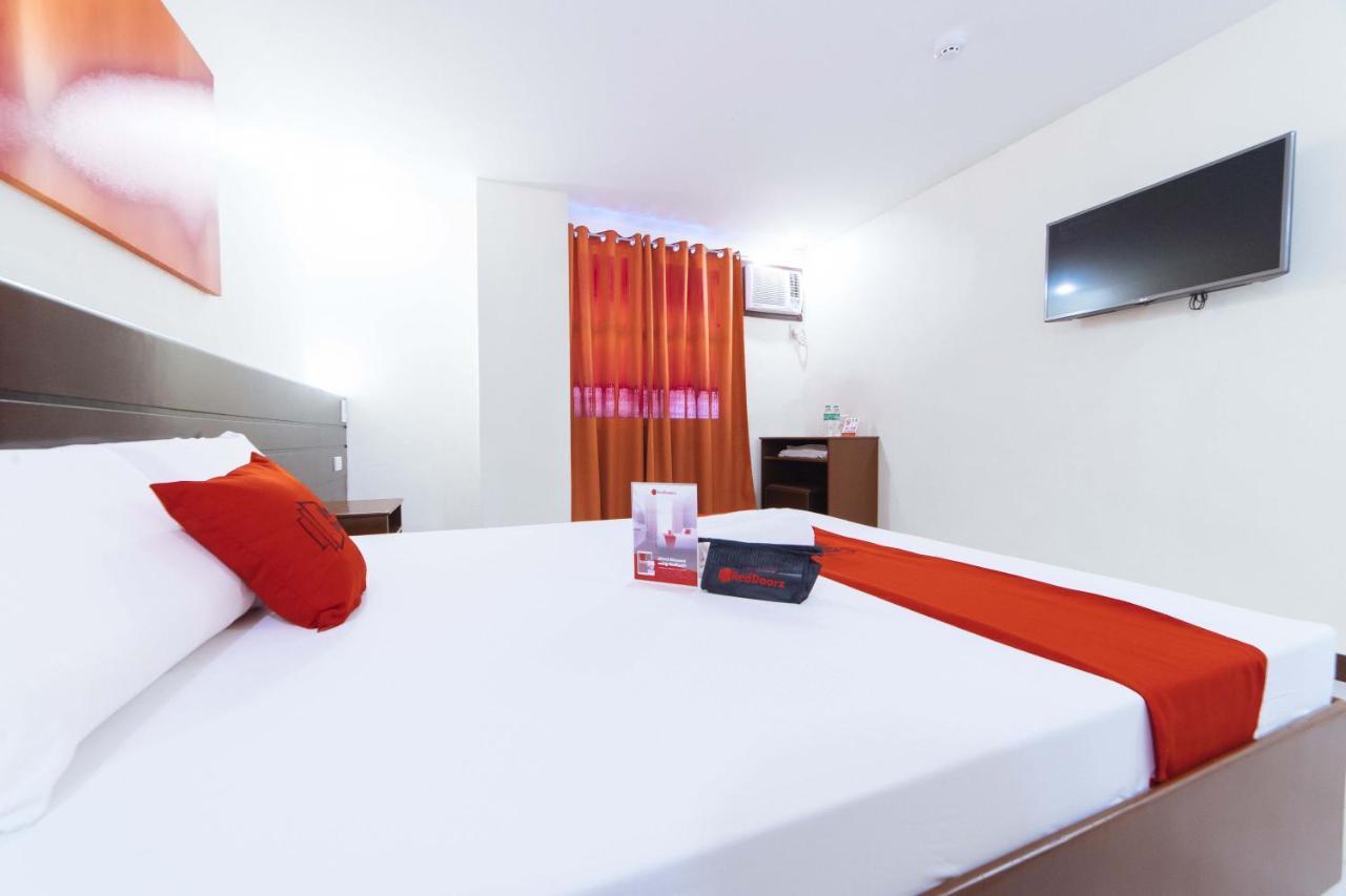 Reddoorz Near Victoria Mall Davao City Eksteriør bilde