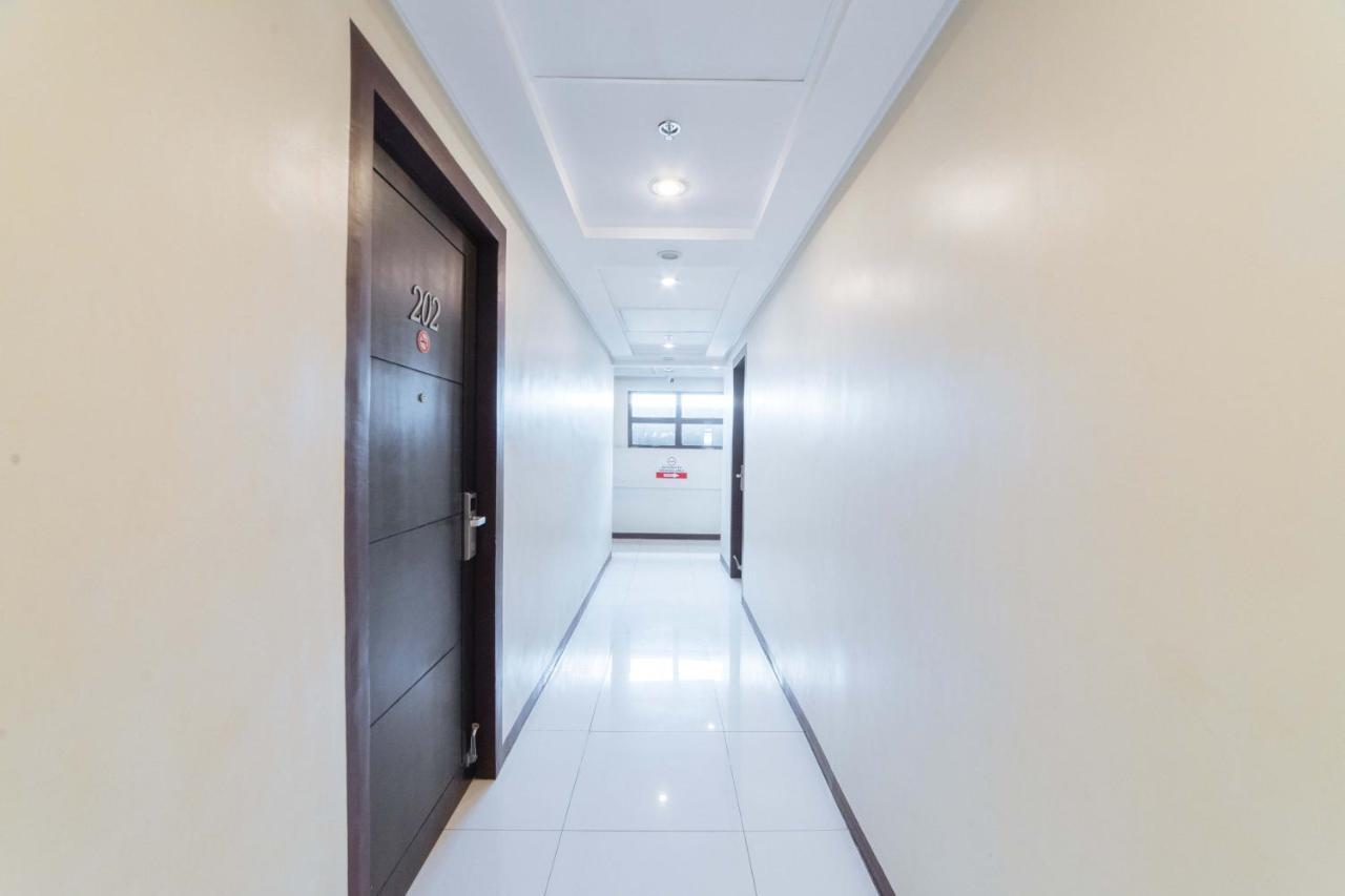 Reddoorz Near Victoria Mall Davao City Eksteriør bilde